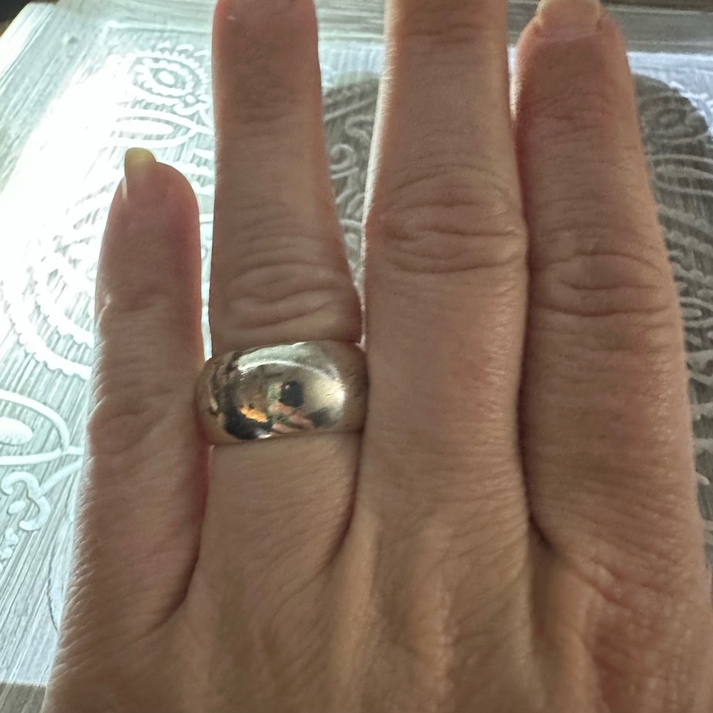 Chic Silver Dome Ring